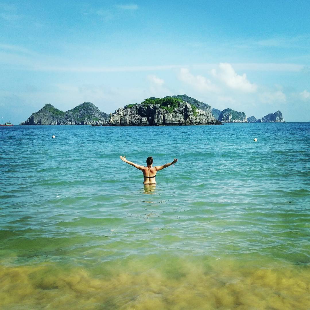 Bãi biển Cát Cò 1 và sức hút khó cưỡng giữa lòng đảo Cát Bà