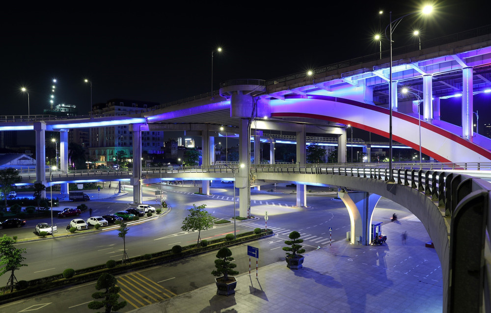 Cầu Hoàng Văn Thụ: Biểu Tượng Kiến Trúc Mới Bên Dòng Sông Cấm