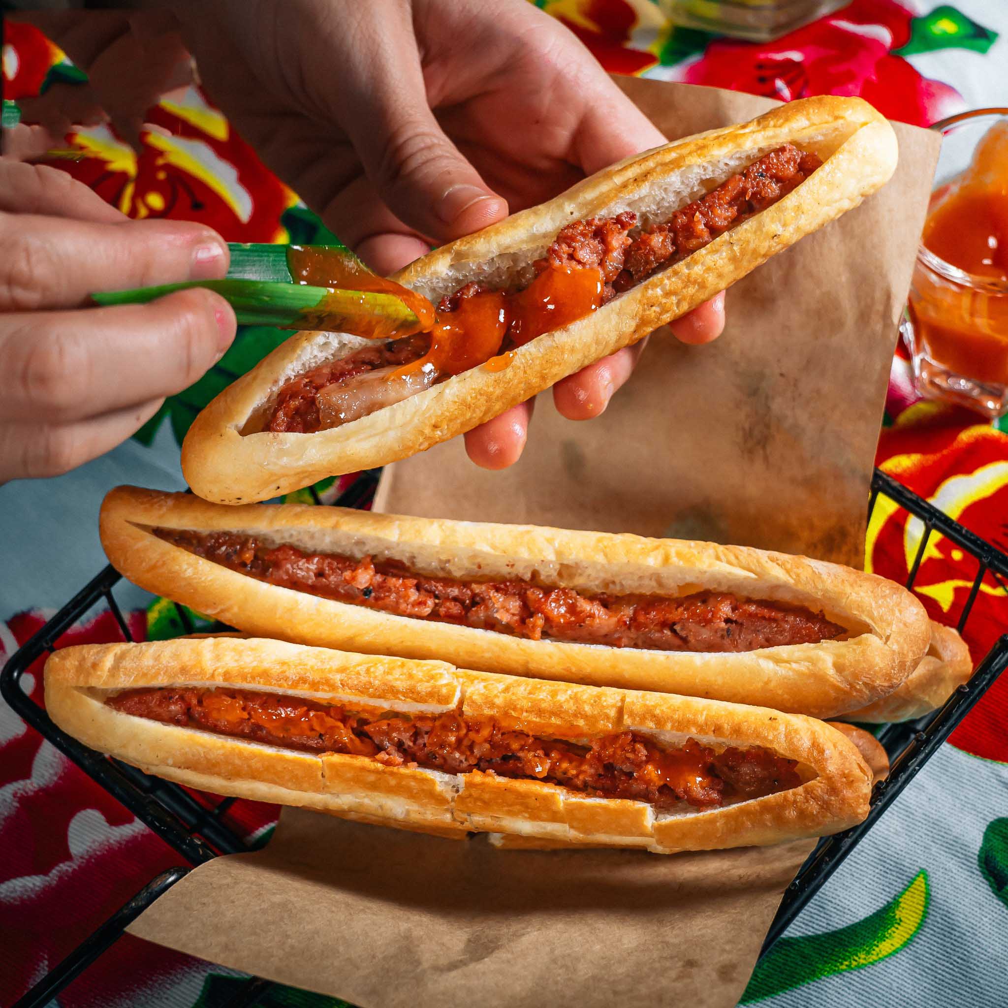 Bánh mì que cay Hải Phòng – Hương vị đường phố làm nên ký ức du lịch khó quên